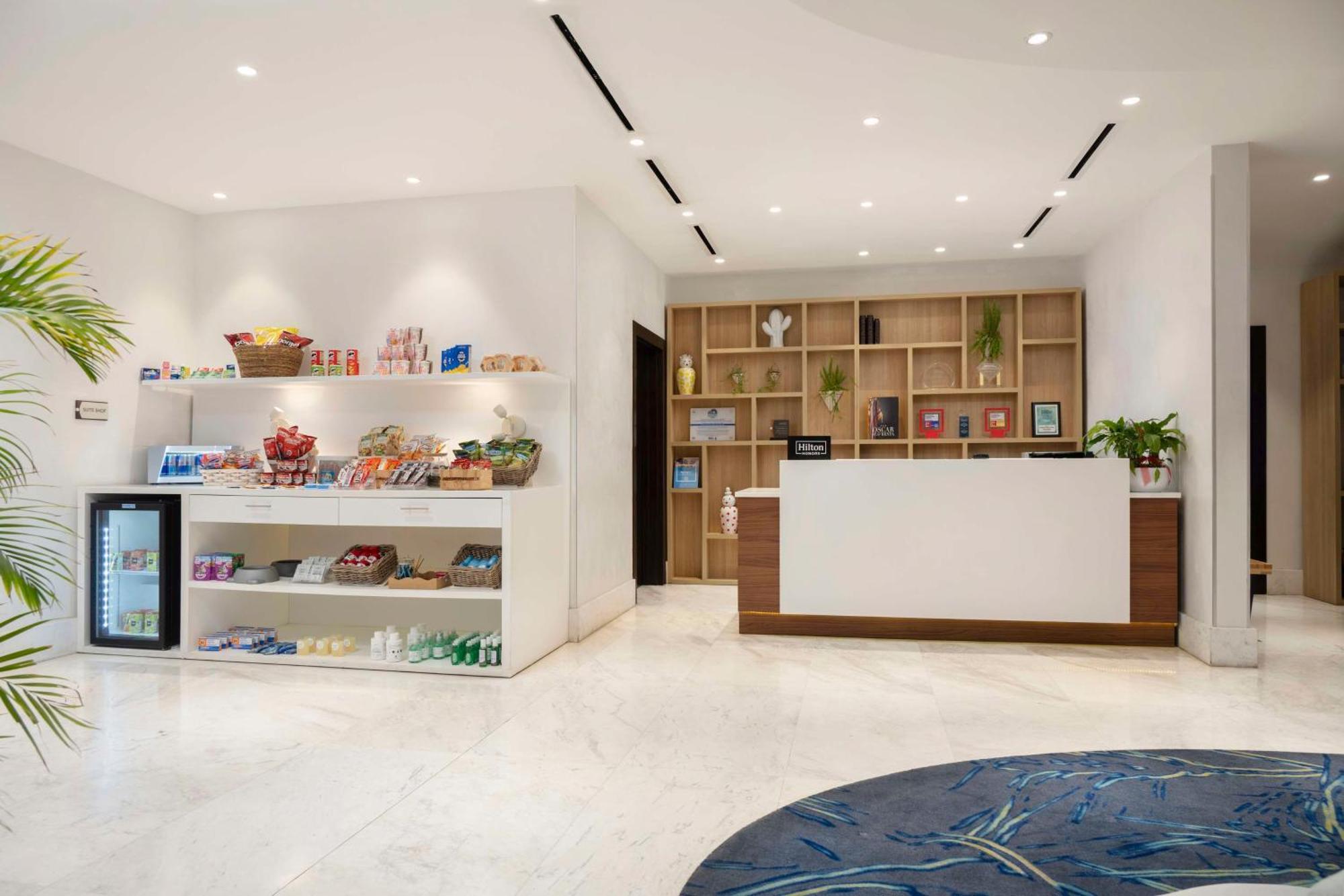 Homewood Suites By Hilton סנטו דומינגו מראה חיצוני תמונה